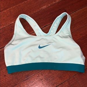 nike sports bra